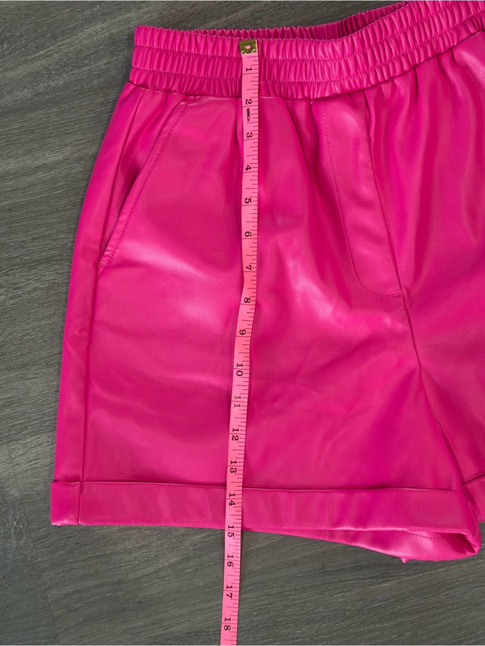 Steve Madden Fonda Faux Leather Shorts Hot Pink Small S High Waist Cuffed Hem - Picture 2 of 8